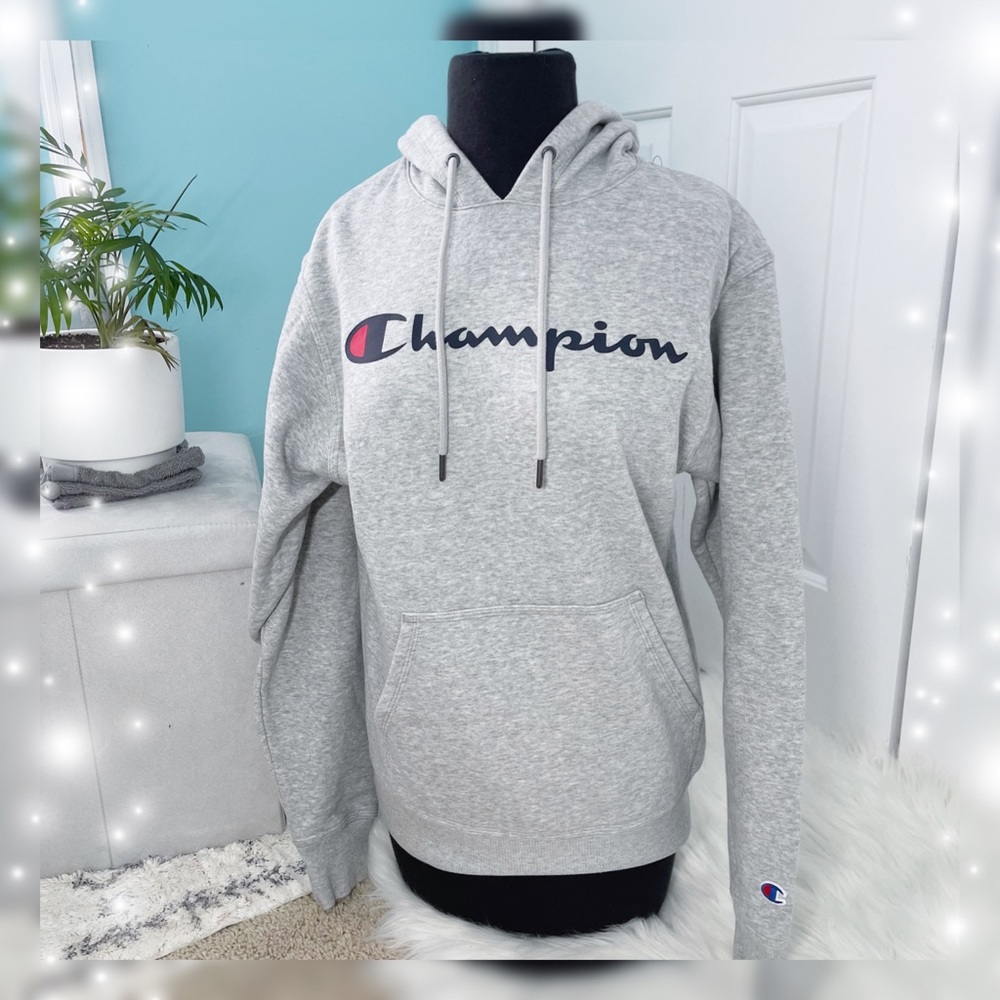 Oversized Cozy Champion Hoodie
